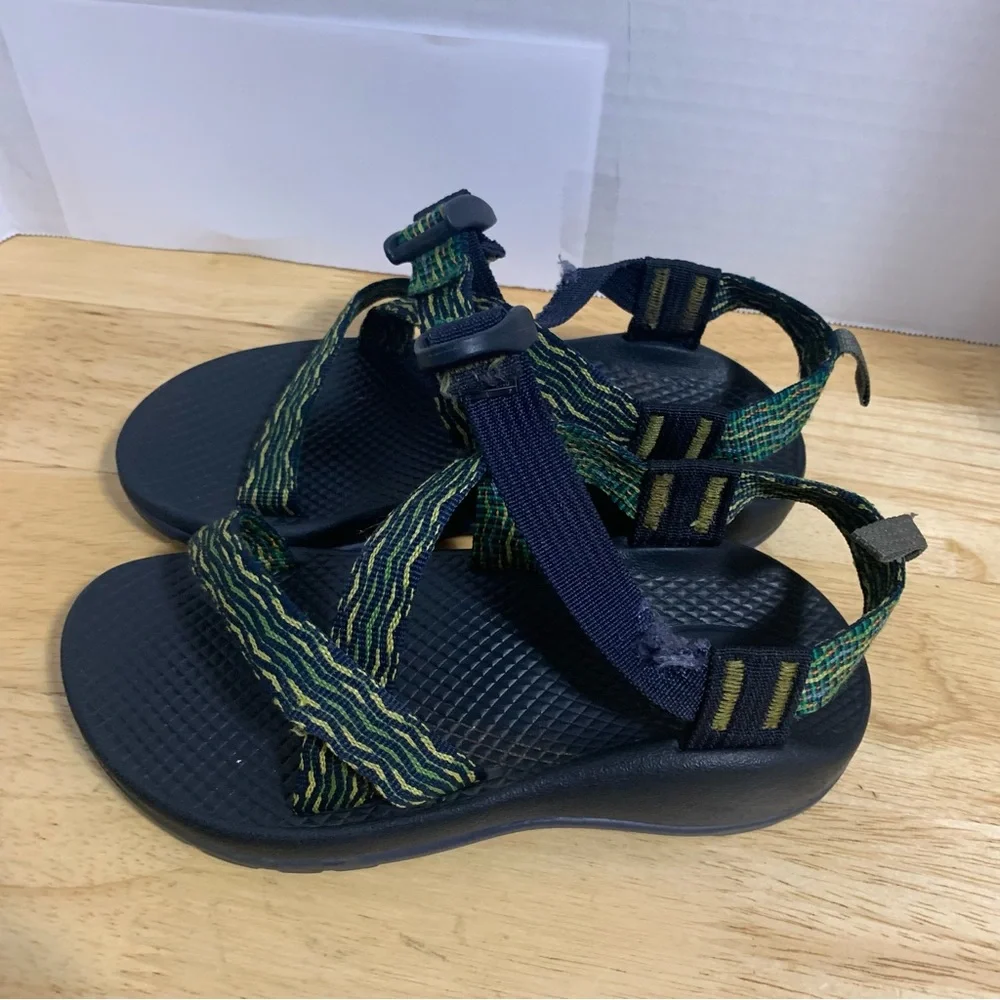 Chaco ecotread girl